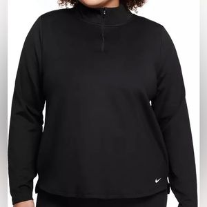 Black Nike Women’s Therma-Fit One Long-Sleeve 1/2-Zip Jacket. Size small.